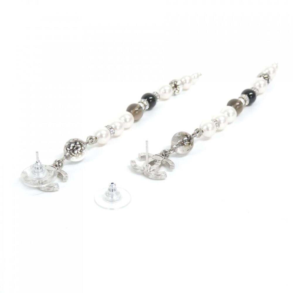CHANEL Black Earrings - Picture 3 of 3